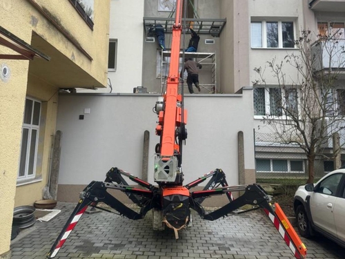 Osazování balkónu Jekko SPX 532 Osazování balkónu Jekko SPX 532